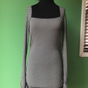 🖤🖤Ann Taylor Form Fitting Top🖤🖤